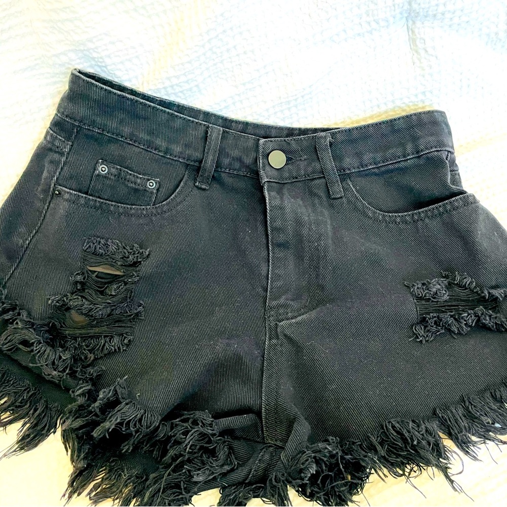 Cute ripped jeans shorts